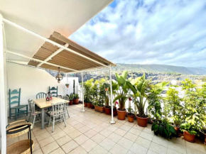 Casa con BBQ, FreeWifi ultrarrápido, Terraza y vista espectacular